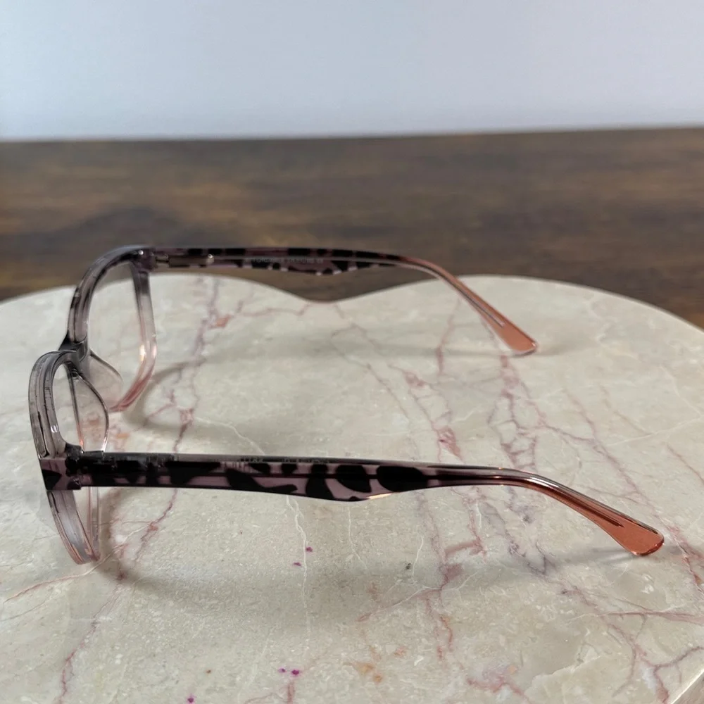 Stylish Tortoiseshell Prescription Eyeglasses